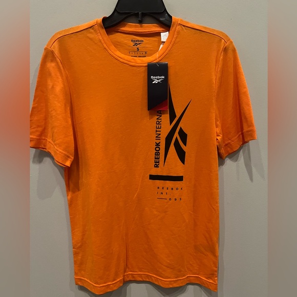 🔥Reebok Men's Ts 60/40 Graphic Tee Orange T-Shirt #FU2920 MEN'S SIZE SMALL NWT - Picture 1 of 16